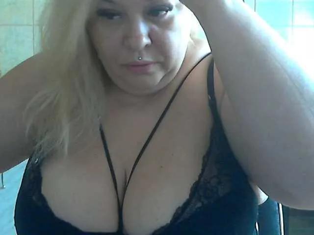 AriannaMilf on BongaCams 