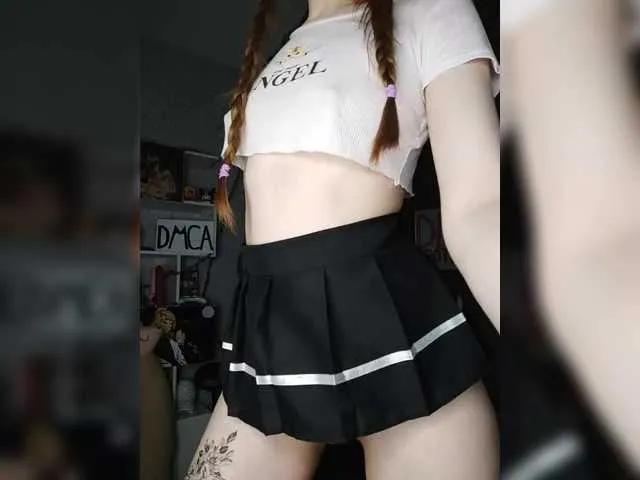BadGirlv1 — Vibrations that will replace your touch
Kissing on the lips
Sweet sweet talk about sex
Playful look