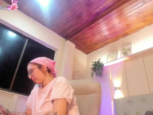 chloe-rosse on BongaCams