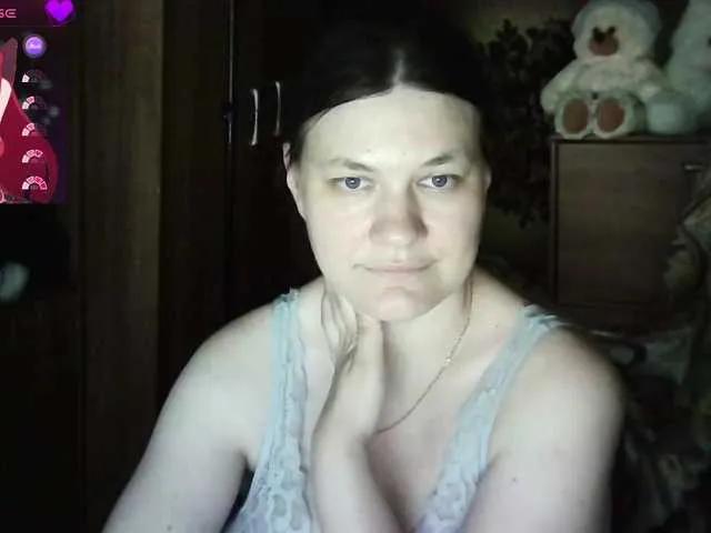 Flowerlily — Kisses, hugs, touch, tongue tease, caressing the breasts and clitoris