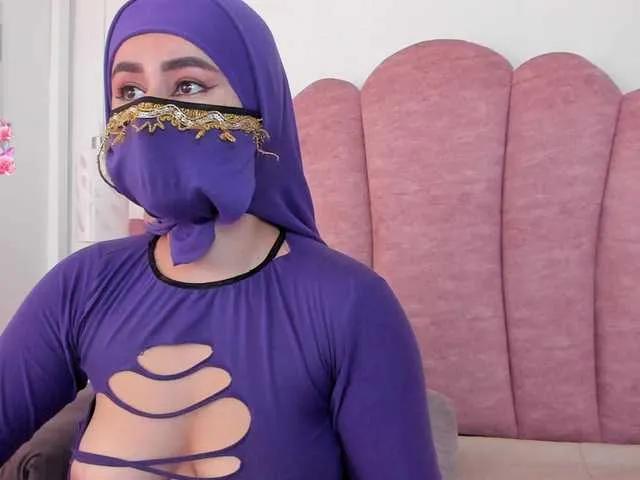 halabi-saha on BongaCams 