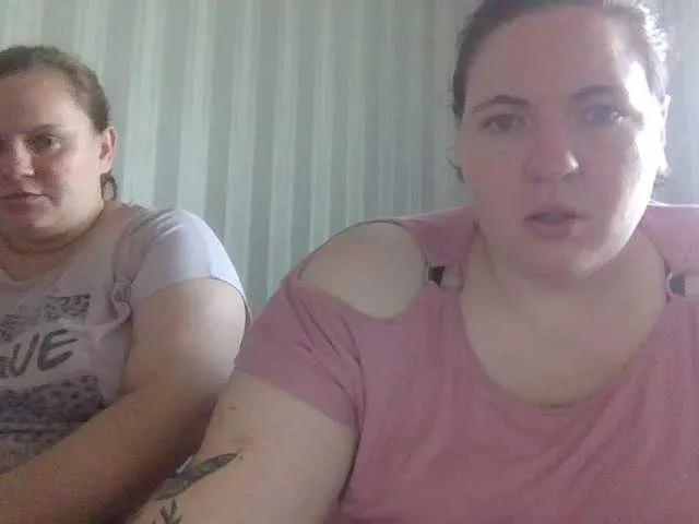 HollyXEva on BongaCams 