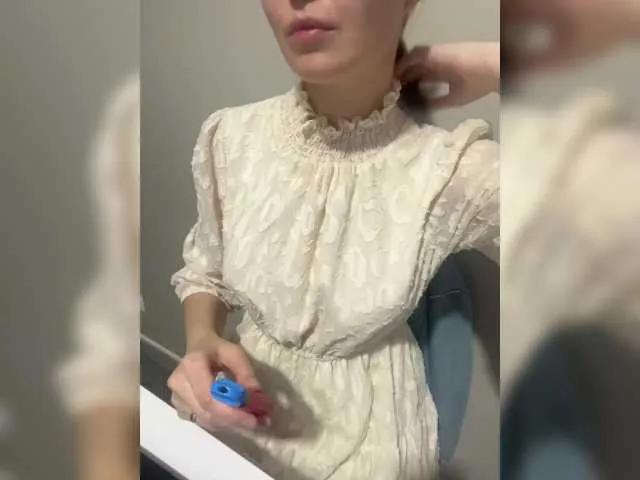 LanaDL18 — Freechat on BongaCams
