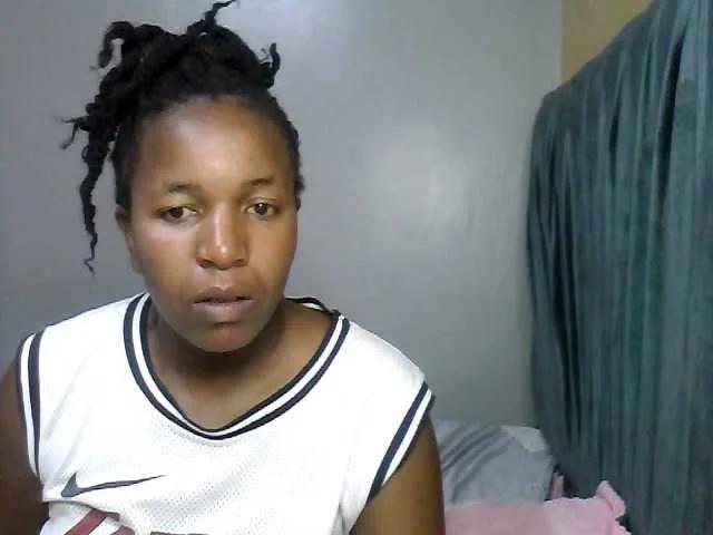 Midnightaura — Freechat on BongaCams