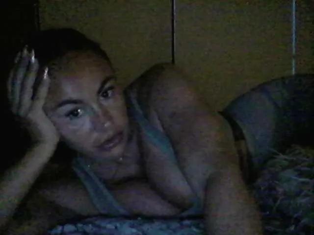 Millisa13 on BongaCams 