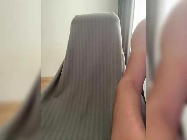 molochnaya000 on BongaCams 