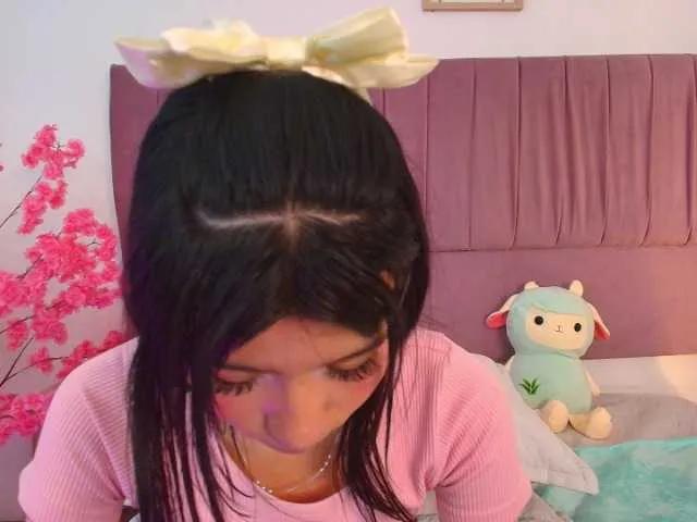 nathalyasummer on BongaCams