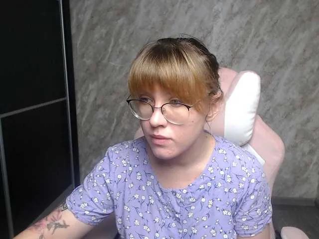 Regimasmile — Freechat on BongaCams