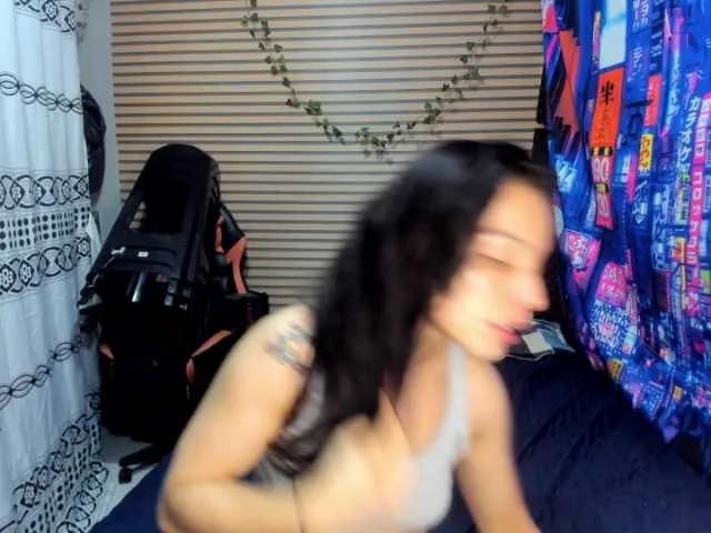 rosse2504 on BongaCams 
