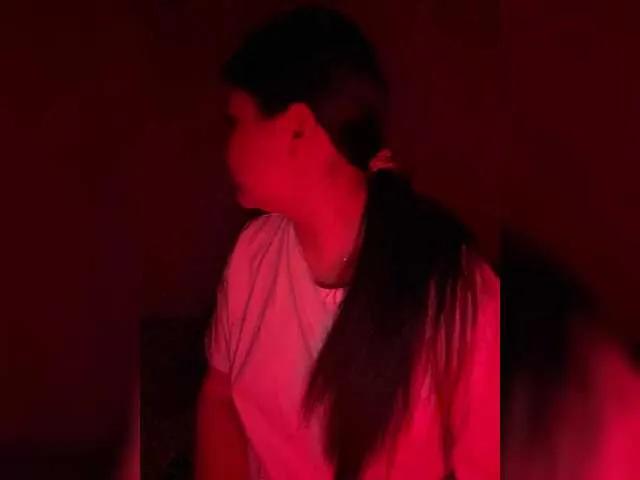 suchka-black- on BongaCams