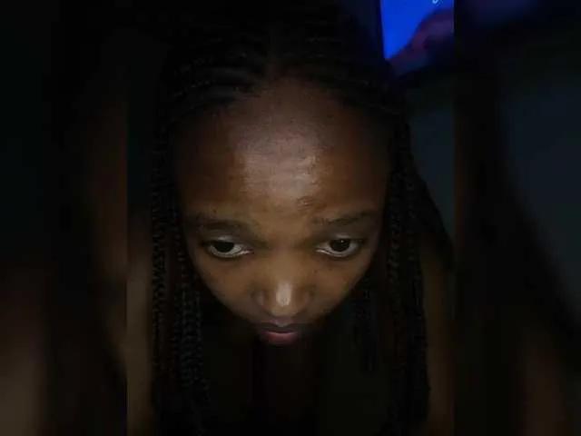 ZariaMoon on BongaCams