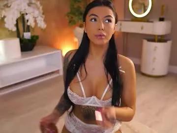 aishaadevoe — Warning: heavy curves ahead  Handle with care  Fav vibes:22,99,111,199,222 // GOAL: Shivers down my spine [555 tokens left]