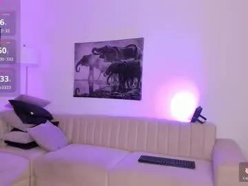 alaiia7 on Chaturbate 