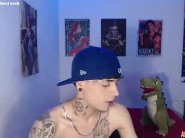 alex_rockstar — GOAL: SHOW CUM  [930 tokens remaining] cum #bigcock #ass #master #latino #gay #18