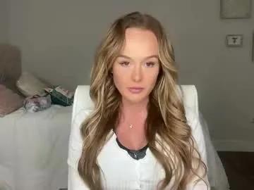 amberjayxox0 — CrazyTicket: Show in progress. Sneak on my naughty show . Tip 200 tokens to buy a ticket