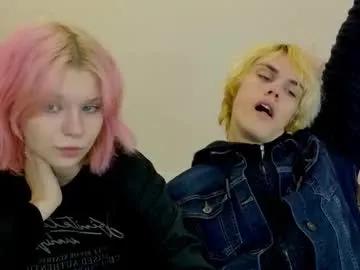 bonnie_and_c1yde — GOAL: remove t-shirt [190 tokens remaining] pvt open #couple #skinny #teen #young #new