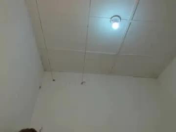 calliedemon_ — dance  [32 tokens left]