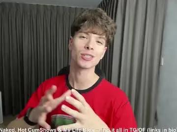 calvin_loves_you — sexy dance topless for you ^^  #18 #skinny #cute #new #shy [125 tokens remaining]