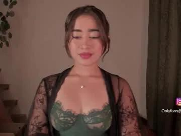 elizabethz — Helloo :)FAVE PATTERNS 8/88/100/888 - Multi Goal: Take off bra ;) [254 tokens left] #tease #latina #shorthair #petite #hairy #slim