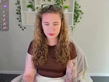 elsie_cutties — Play with the nipples [42 tokens left] #puffynipples #smalltits #18 #daddysgirl  #cute