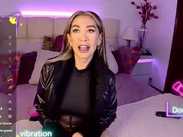 evelynagrey on Chaturbate 