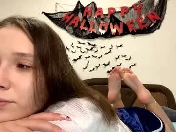 francinaporteus — GOAL: Put your tender fingers under your panties [15 tokens remaining] Hello!! My name Frances!!  #new #tease #shy #18 #smalltits