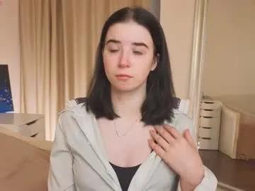 georginatrue — HELLO, IM Kelly, #18 #new I`M #shy #smalltits & #teen goal : Lay on bed and masturbate my pussy [225 tokens remaining]