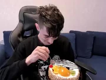 james_mil — SHOW CUM #new #femboy #daddy #bigdick #18 [1900 tokens remaining]