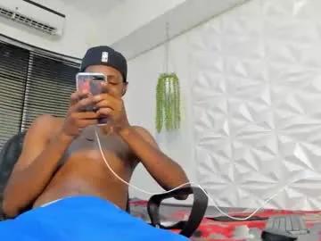 jax_maliq — Hello, welcome to my room #master #bigcock  #BBC #18 #cum [800 tokens remaining]