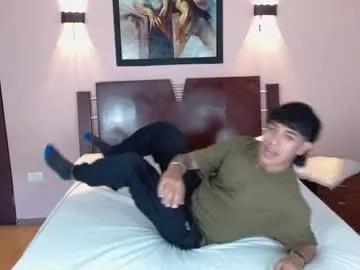 maxx_heatt —  GOAL: Rub penis above clothes [50]  Sexy boy wants cum  #latino #slim #teen #tattoo #brunette