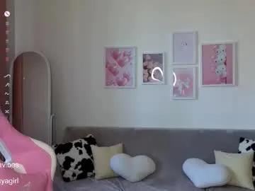 maya_blonde18 on Chaturbate 