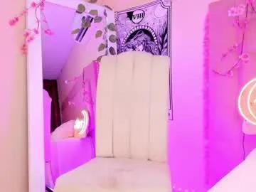 mili_moon_ on Chaturbate 
