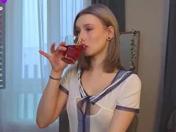 odeliabrownell — GOAL: FINGER IN MY ASS #skinny #blonde #teen #bigass #lovense [0 tokens remaining]
