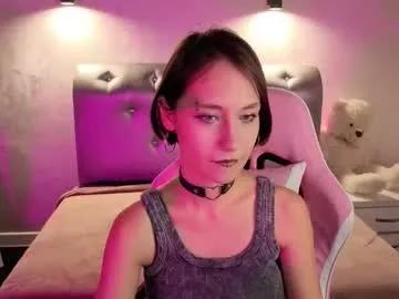 prettiest_winsor — GOAL: eye contact [10 tokens remaining] hi all ! ready to play ?;) #18 #petite #skinny #cute #teen
