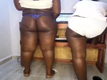 queenkiah — Super naughty surprises at goal , Menu is on. #curvy #bigass #ebony #bigboobs #mommy # [494 tokens remaining]