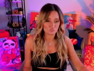 sarahholly on Chaturbate 