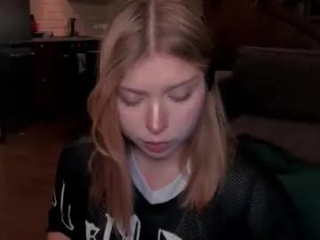 vanillalivitski — GOAL: Shimer in body turn around [144 tokens remaining] Welcome My name is Vanilla, let's get acquainted! #lovense #new #blonde #muscle #fit