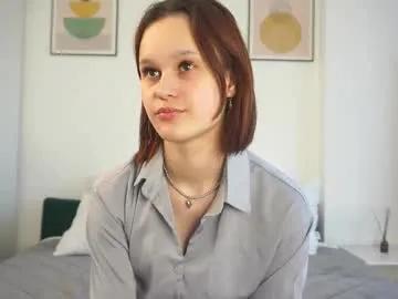 wendiesetters — "The impacts on the ass #shy #teen #18 #natural [32 tokens remaining]