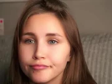 zeldaes — Goal: u like what u see :D New girl here :) I want to have a great time here :3 #shy #new #18 #cute #teen [0 tokens remaining]