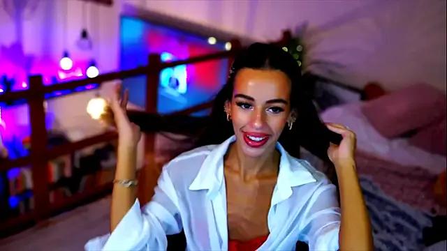 Ameliewonderfullife — go for the dicky play and show boobies