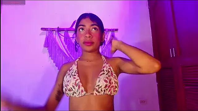 anais_tgn on StripChat 