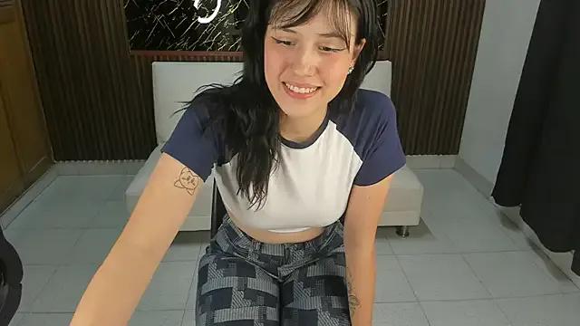 Anna17_ on StripChat 