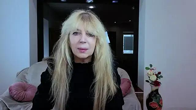 Anna_Diax — flash your butt and clap