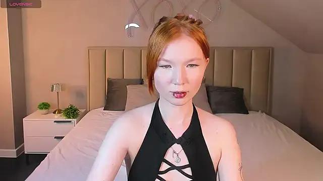 Anna_Patterson — Show the legs