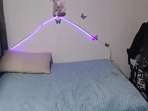 Arabellyxs on StripChat 