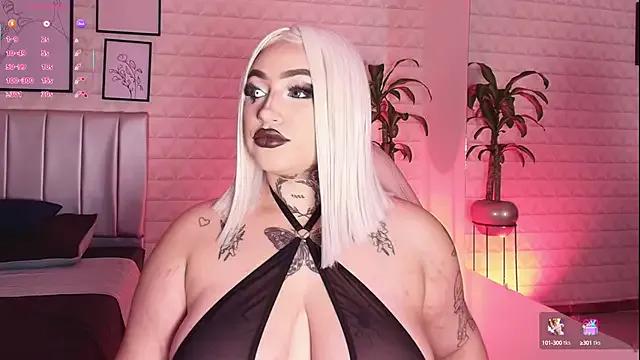 bella-green on StripChat 