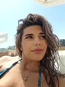 Bella_Posh on StripChat 