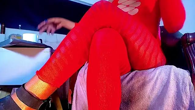 bellatrixx_69 on StripChat 