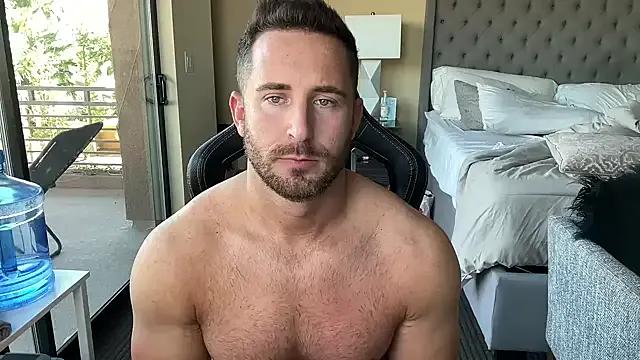 brettmycles28 — Freechat on StripChat
