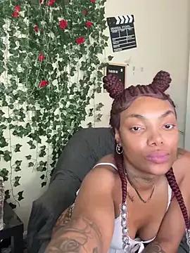 butterflybootyy on StripChat 